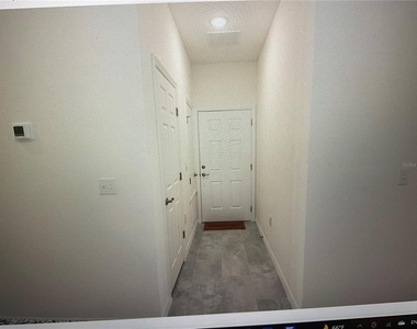 1415 Oak Pl - Photo Thumbnail 6