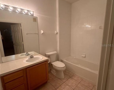 6214 Stevenson Drive - Photo Thumbnail 13