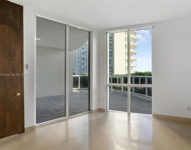 16001 Collins Ave - Photo Thumbnail 29