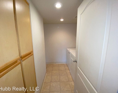 6850 Sharlands Avenue M2080 - Photo Thumbnail 12