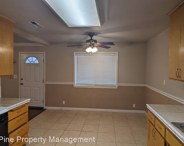 3861 Hurner Ct - Photo Thumbnail 4