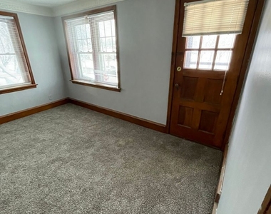 5333 W Keefe Ave - Photo Thumbnail 2