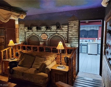 501 Sam Jonas Drive - Photo Thumbnail 9