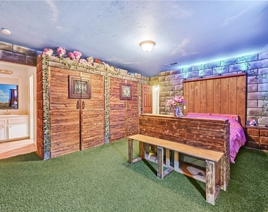 501 Sam Jonas Drive - Photo Thumbnail 22