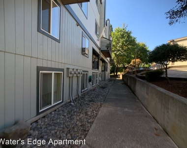 12730 Se Mcloughlin Blvd - Photo Thumbnail 1