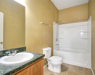 3318 Saint Martin Lane - Photo Thumbnail 14