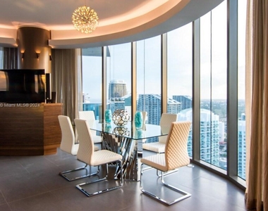 200 Biscayne Boulevard Way - Photo Thumbnail 12