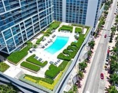 6801 Collins Ave - Photo Thumbnail 28