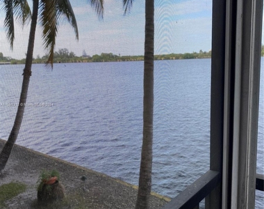 1075 Ne Miami Gardens Dr - Photo Thumbnail 28