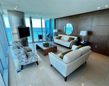 17001 Collins Ave - Photo Thumbnail 17