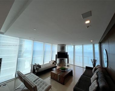 17001 Collins Ave - Photo Thumbnail 35