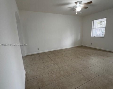 2628 Fletcher Ct - Photo Thumbnail 4