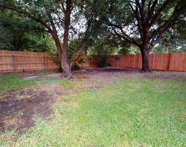 822 Azalea Court - Photo Thumbnail 32