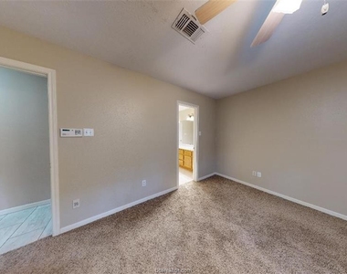 822 Azalea Court - Photo Thumbnail 25