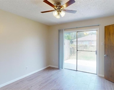 815 Llano Place - Photo Thumbnail 16