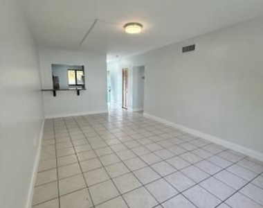 18253 Nw 23rd Ave - Photo Thumbnail 10