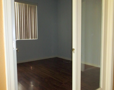 9442 E Lompoc Avenue - Photo Thumbnail 14