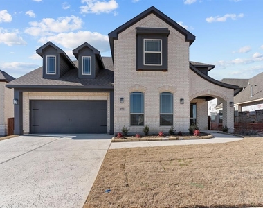 16921 Sandgrass Drive - Photo Thumbnail 0