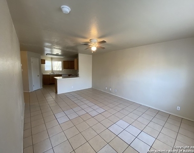 3638 Candlehead Ln - Photo Thumbnail 1