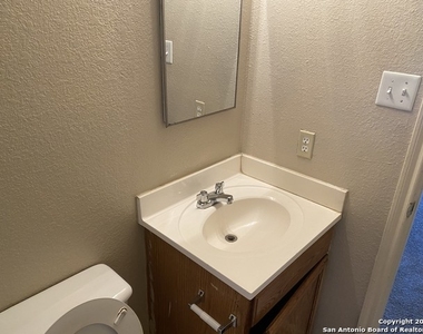 3638 Candlehead Ln - Photo Thumbnail 20