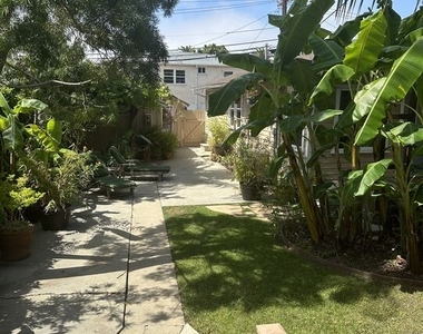 1434 Stanford St - Photo Thumbnail 6