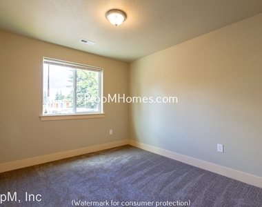 5922 Se 136th Avenue - Photo Thumbnail 20