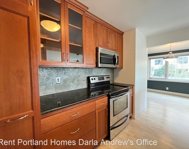 2211 Sw Park Place #404 - Photo Thumbnail 11