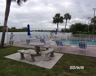 18325 Gulf Boulevard - Photo Thumbnail 13