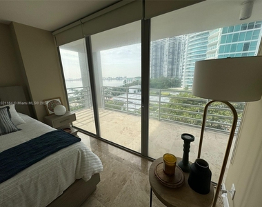 2025 Brickell Ave - Photo Thumbnail 19