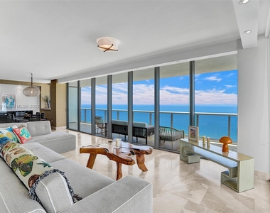 5875 Collins Ave - Photo Thumbnail 1