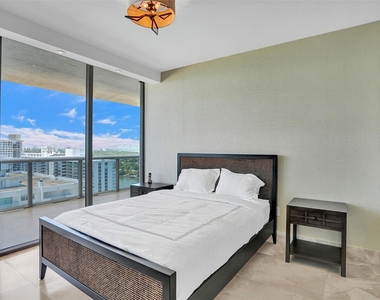 5875 Collins Ave - Photo Thumbnail 35