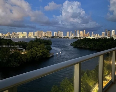 16385 Biscayne Blvd - Photo Thumbnail 33