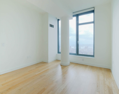 105 W 29th Street - Photo Thumbnail 56