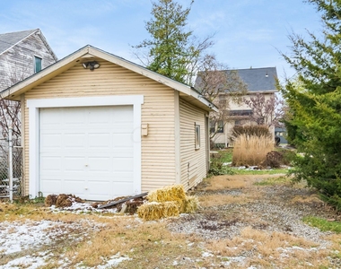 936 King Avenue - Photo Thumbnail 12