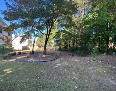 605 Suwanee Lakes Circle - Photo Thumbnail 60