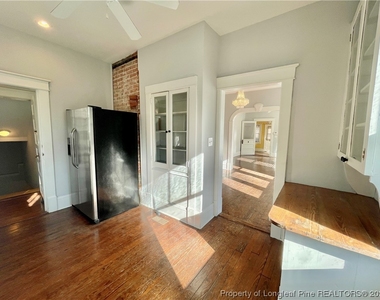 121 Hinsdale Avenue - Photo Thumbnail 17