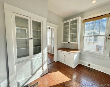 121 Hinsdale Avenue - Photo Thumbnail 18