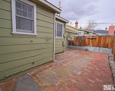 1380 Plumas St - Photo Thumbnail 7