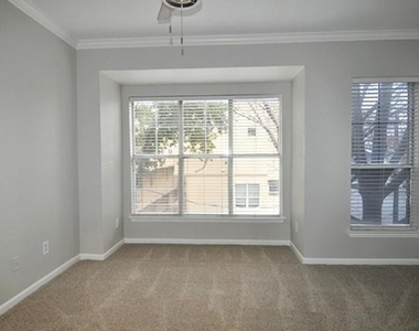 2902 State Street - Photo Thumbnail 15