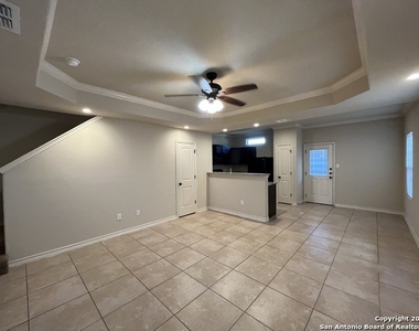 6603 Mia Way - Photo Thumbnail 2