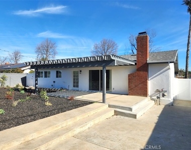 7801 Vicky Avenue - Photo Thumbnail 18