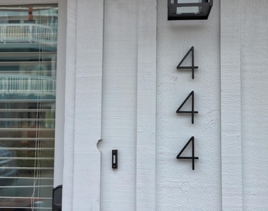 444 35th Street - Photo Thumbnail 23