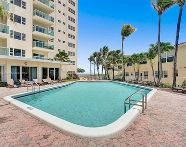 6000 N Ocean Blvd - Photo Thumbnail 19