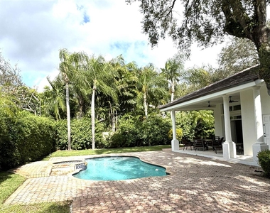 11130 Sw 84th Ct - Photo Thumbnail 5