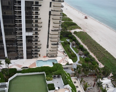 6365 Collins Ave - Photo Thumbnail 5