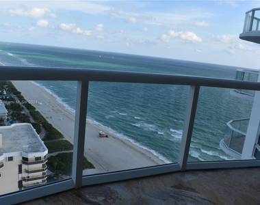 6365 Collins Ave - Photo Thumbnail 14