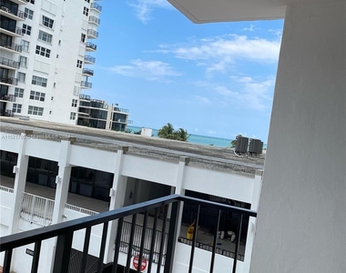 2401 S Ocean Dr - Photo Thumbnail 34