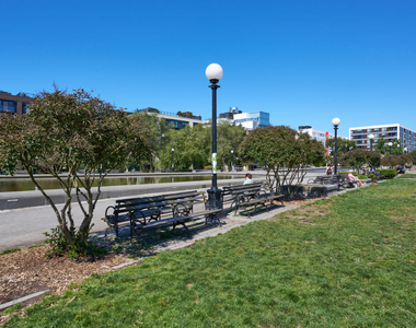 130 Harvard Avenue East - Photo Thumbnail 35
