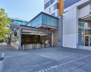 130 Harvard Avenue East - Photo Thumbnail 37