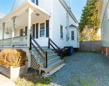 21 Congdon Avenue - Photo Thumbnail 1